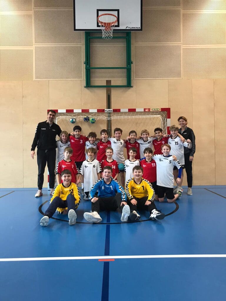 Handball Vorrunde Junior HB SC männlich mit Verein