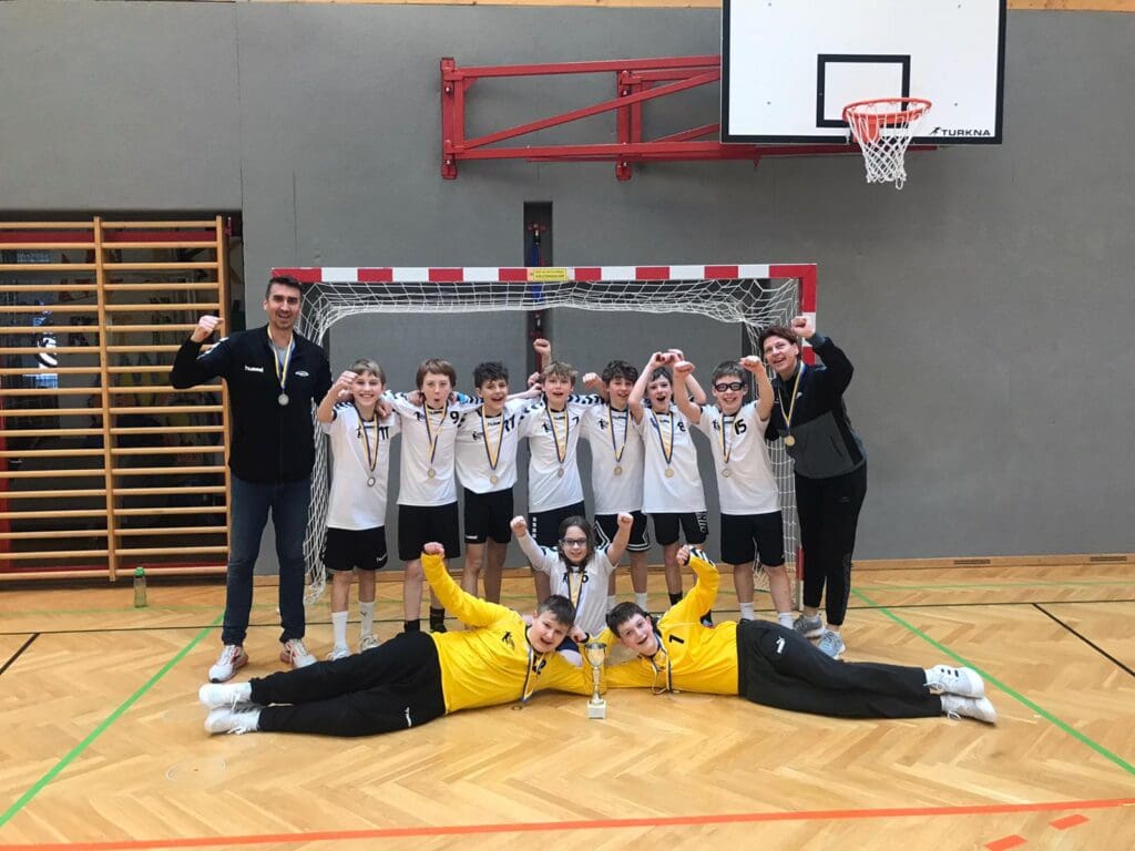 Finalturnier Handball Burschen 1./2. Klasse mit Verein